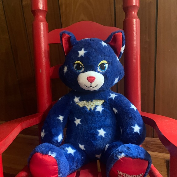Build-a-Bear Workshop WONDER WOMAN Cat DC Comics - Picture 6 of 7